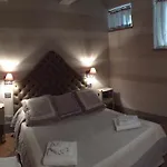 Frühstückspension Le Bifore 2*