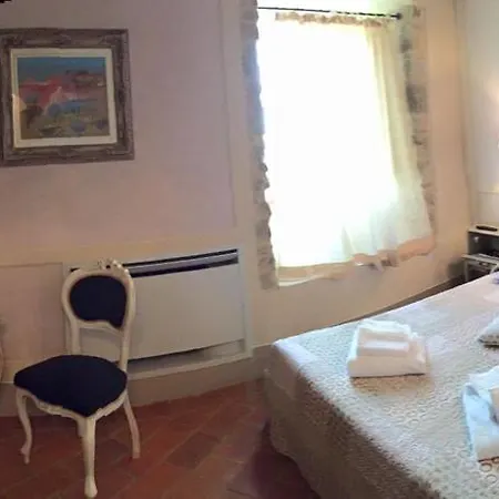 Le Bifore Panzió Cortona