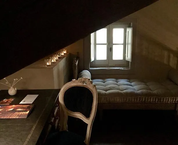 Le Bifore Bed and Breakfast