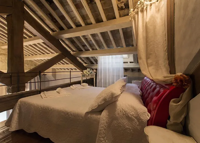 Bed and Breakfast Le Bifore 2*