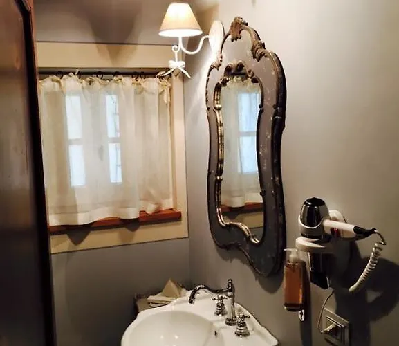 Bed and Breakfast Le Bifore Κορτόνα