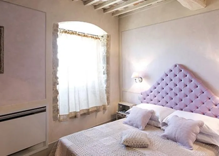 Bed and Breakfast Le Bifore