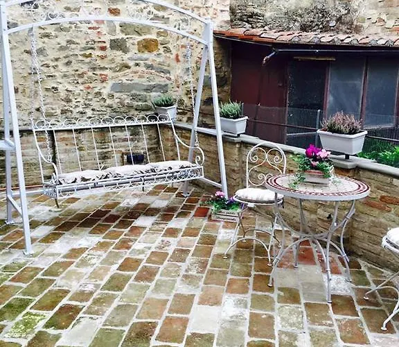 Bed and Breakfast Le Bifore Κορτόνα