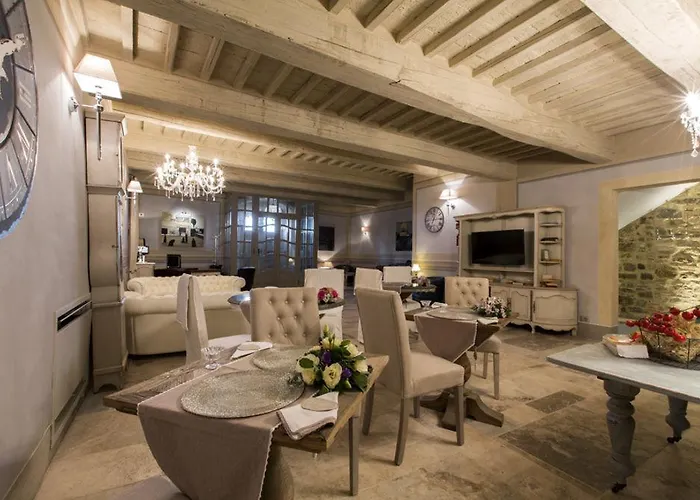 Le Bifore Bed and Breakfast 2*