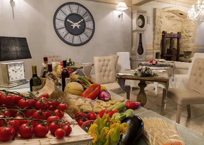 Le Bifore Bed and Breakfast