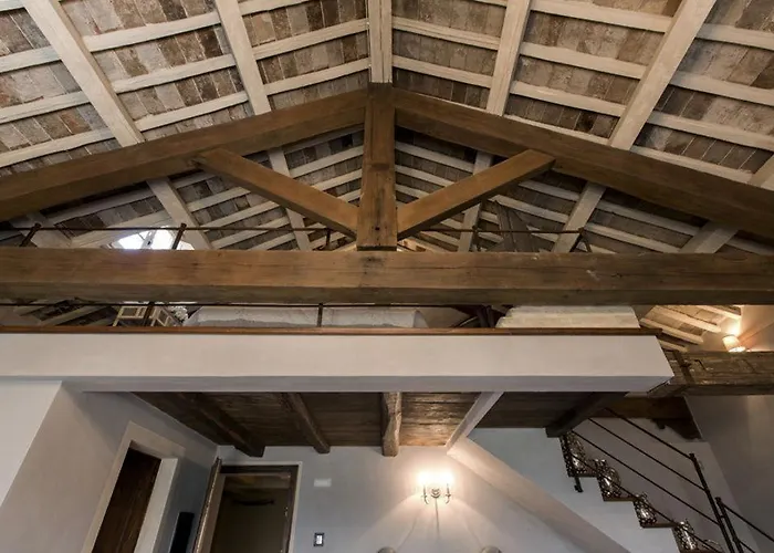 Le Bifore Bed and Breakfast Κορτόνα