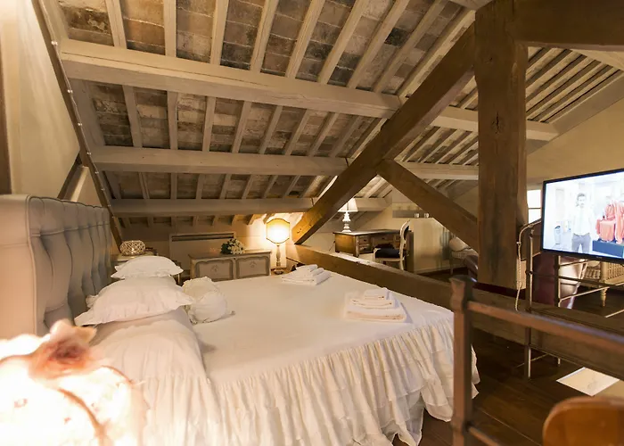 Bed and Breakfast Le Bifore 2*